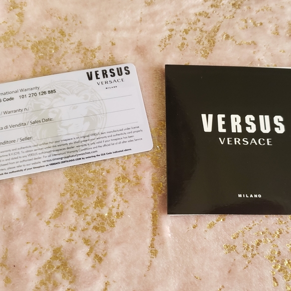 VERSUS VERSACE | Covent Garden Crystal Bracelet Watch - Picture 14 of 16